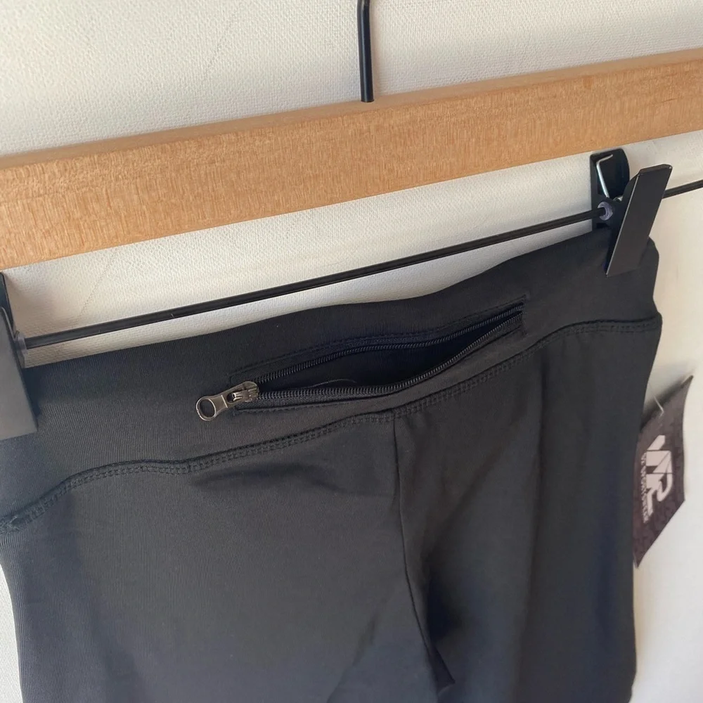 S2 Sportswear Capris‎ Leggings, Size Small, NWT